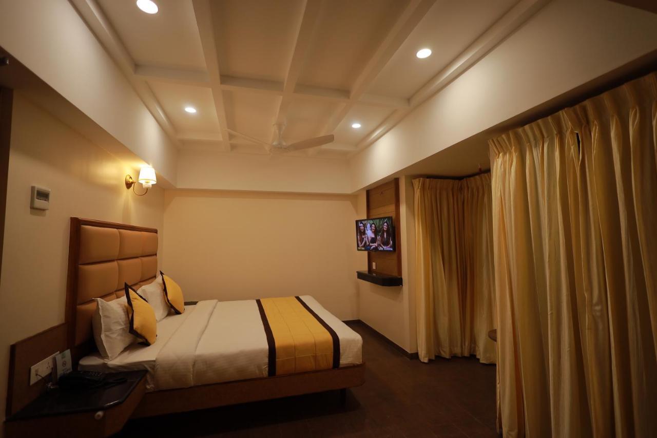 Hotel Grand Sabarees Madurai Extérieur photo